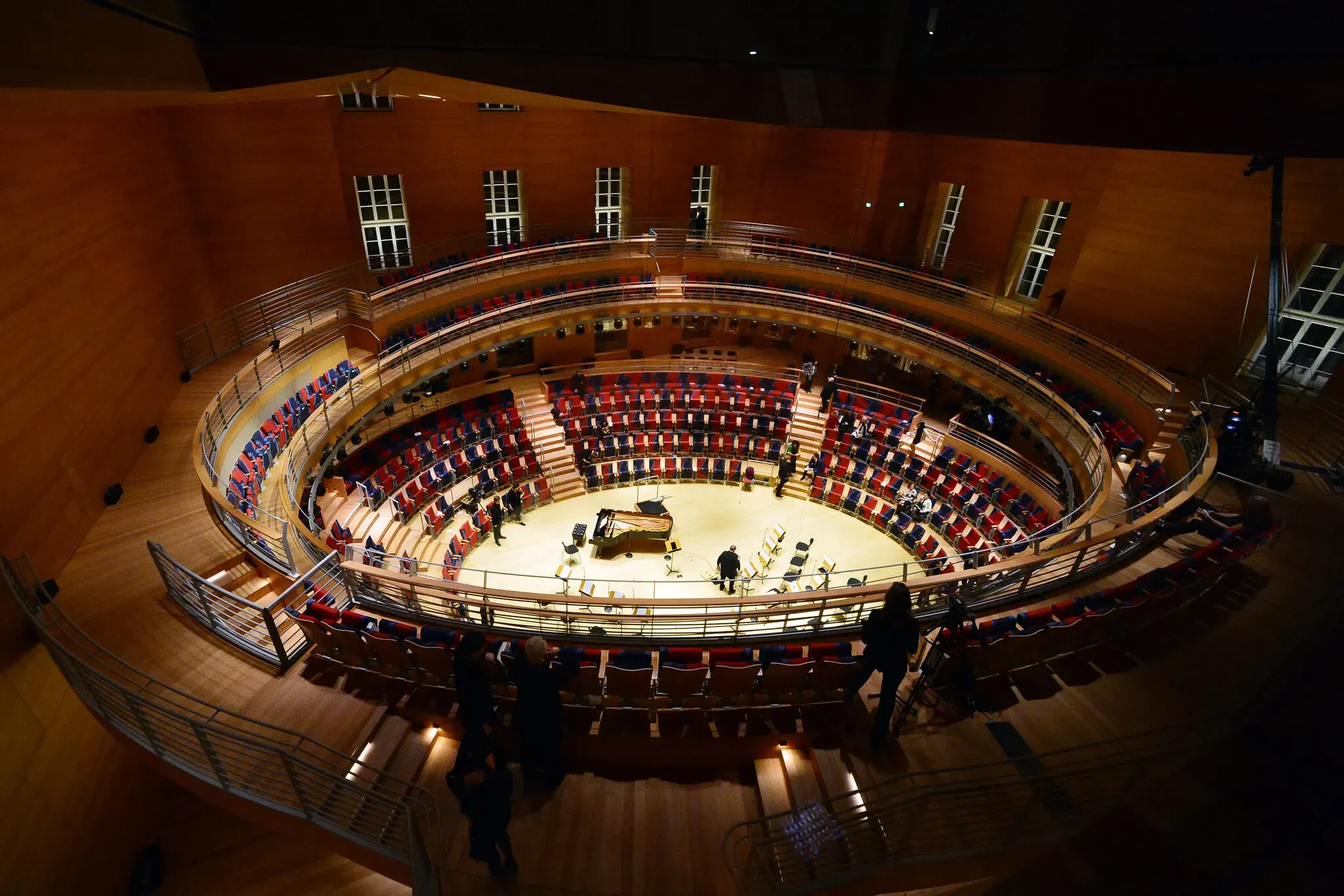 Frank Gehry’s 12 Most Iconic Buildings