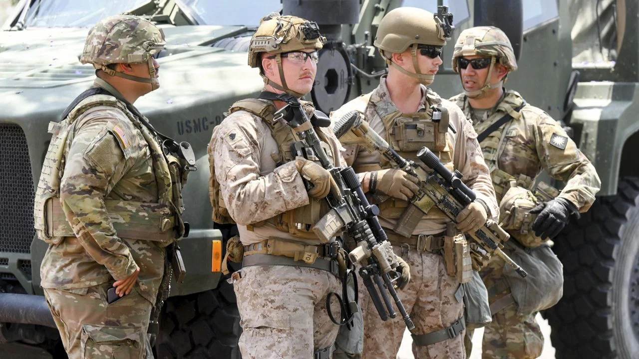 Over 1,000 National Guard (2)