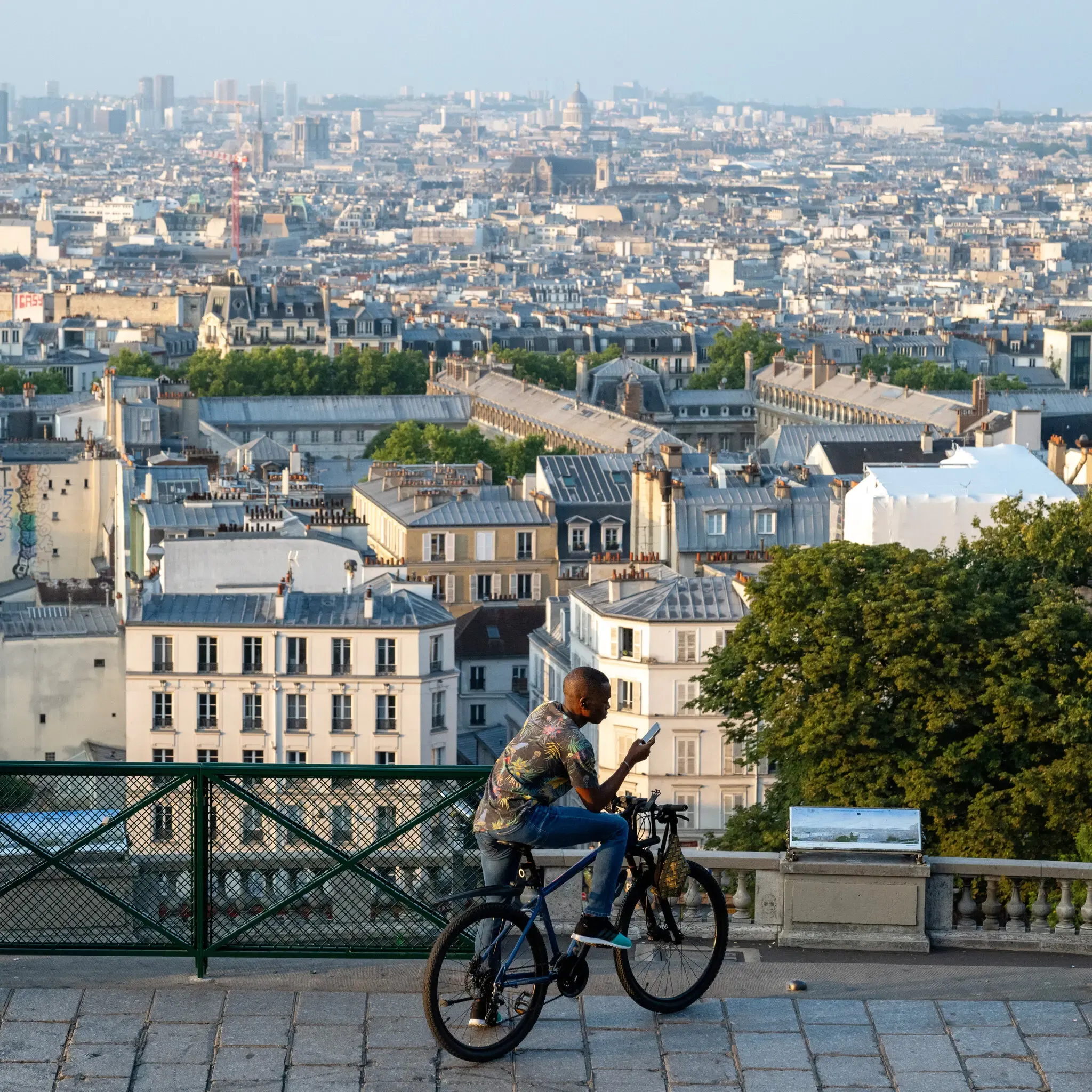 Paris Travel Guide for First-Time Visitors
