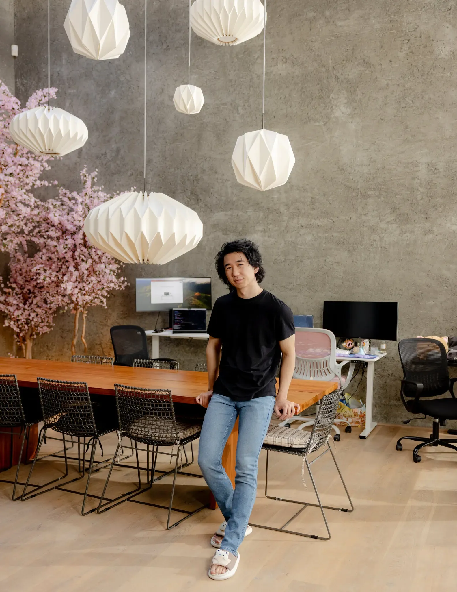 Tech Giants in Silicon Valley Build Amazon