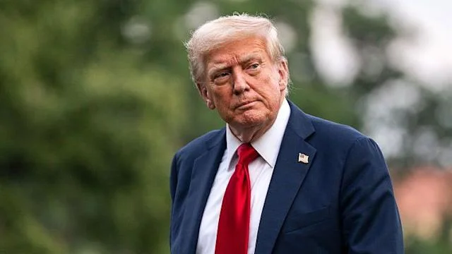 Trump Targets Fed (3)